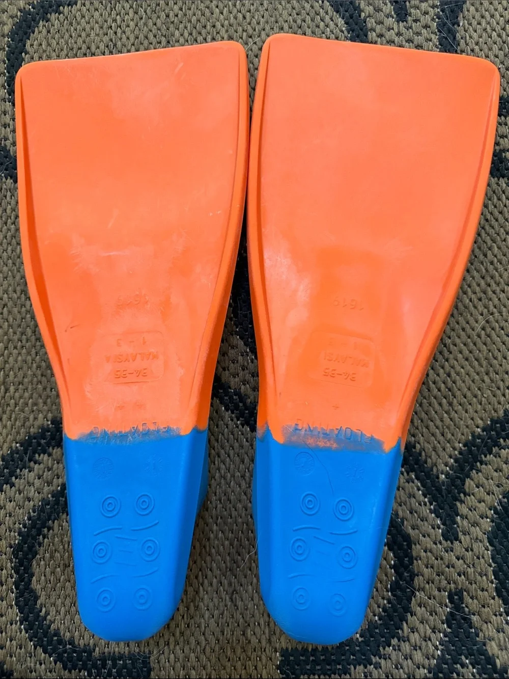 Tritan Swim Tech youth flippers